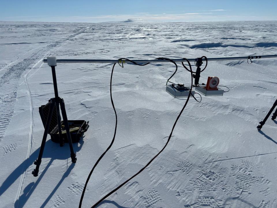 Courtesy of Sherbrooke University: Radar Field Tests with 13.5 + 17.5 GHz Radar