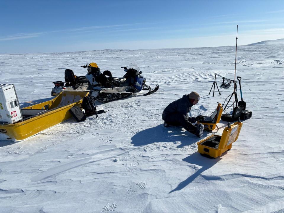 Courtesy of Sherbrooke University: Radar Field Tests with 13.5 + 17.5 GHz Radar