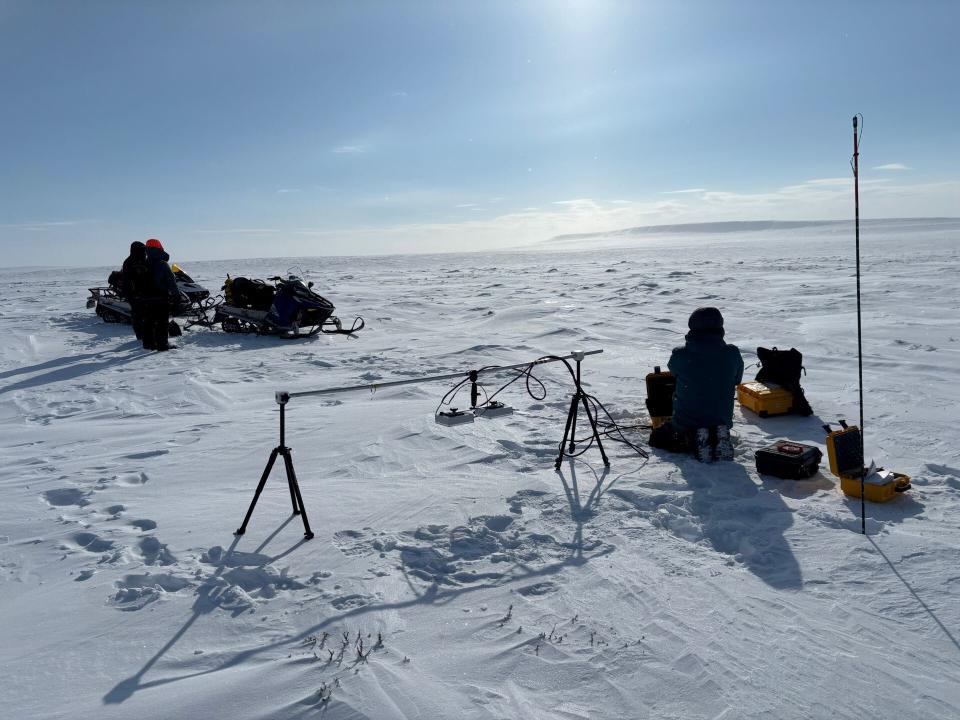 Courtesy of Sherbrooke University: Radar Field Tests with 13.5 + 17.5 GHz Radar