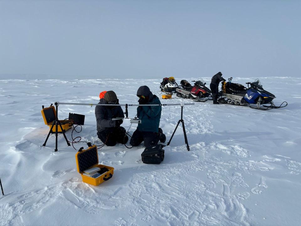 Courtesy of Sherbrooke University: Radar Field Tests with 13.5 + 17.5 GHz Radar